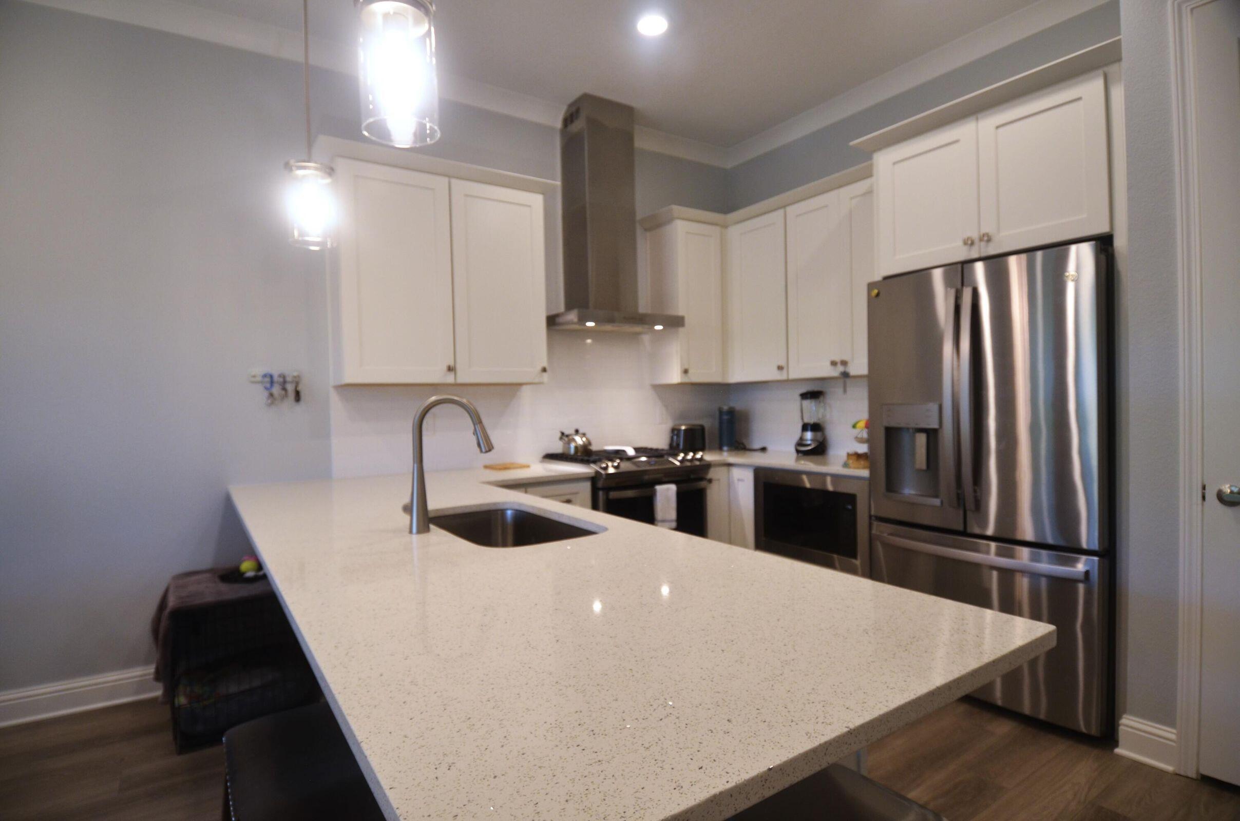 KARA LAKE TOWNHOMES - Residential