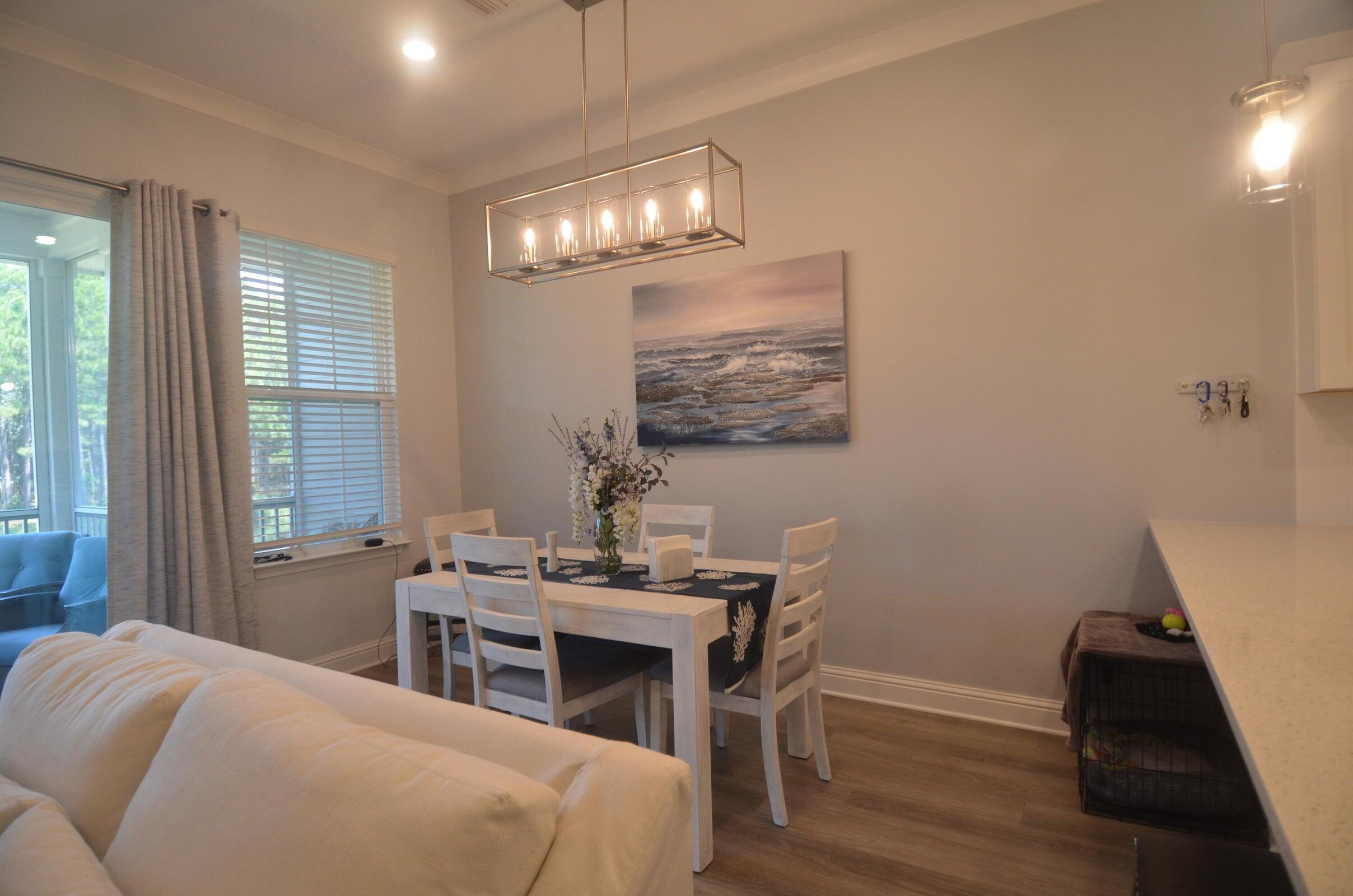 KARA LAKE TOWNHOMES - Residential