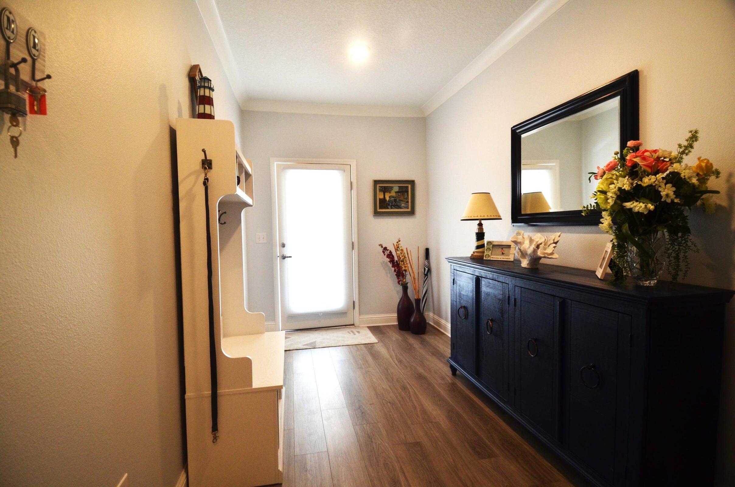 KARA LAKE TOWNHOMES - Residential