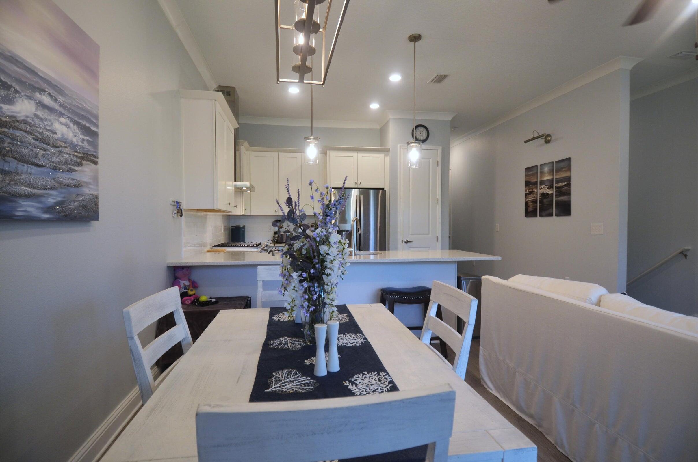 KARA LAKE TOWNHOMES - Residential