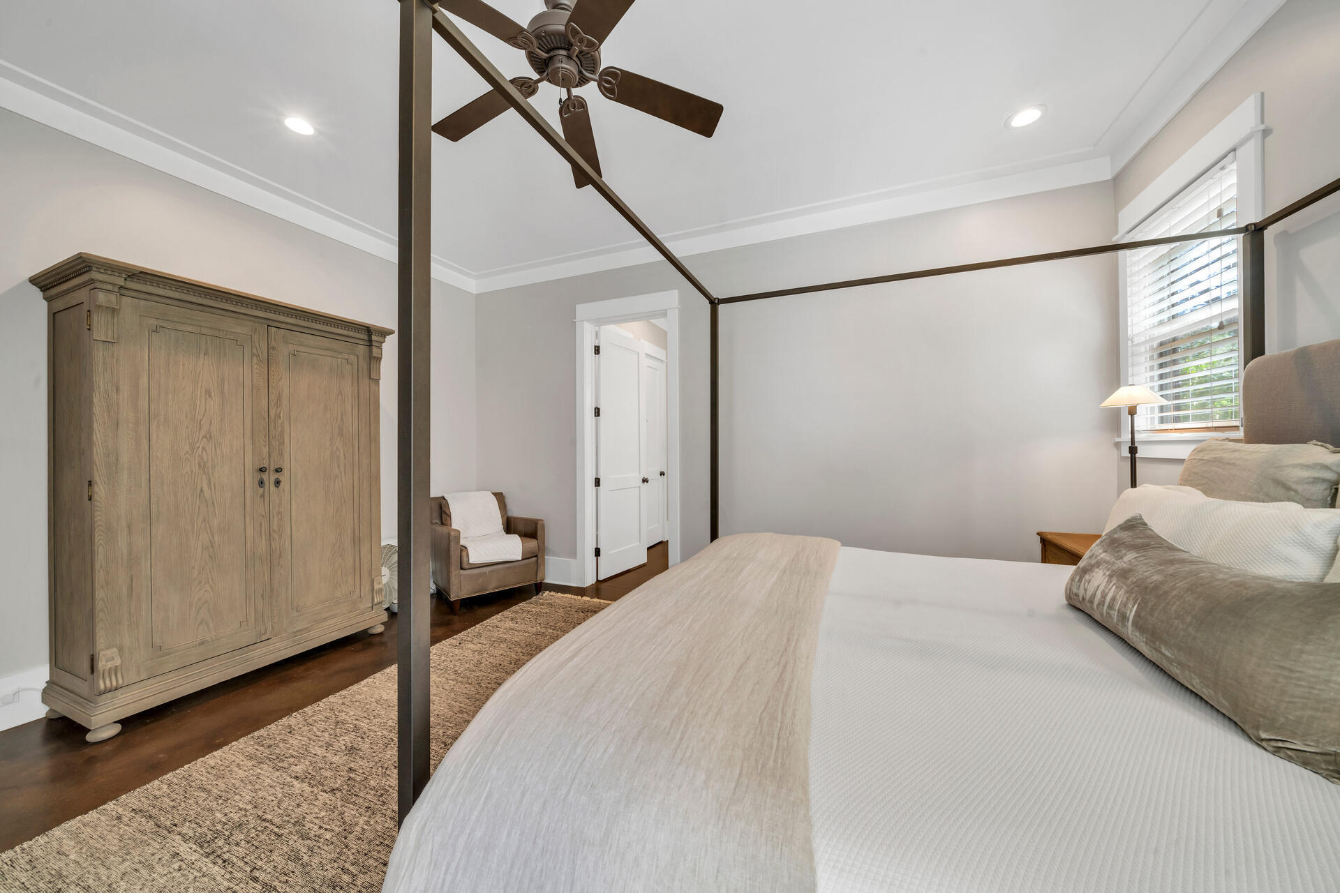 BOTANY BAYOU - Residential