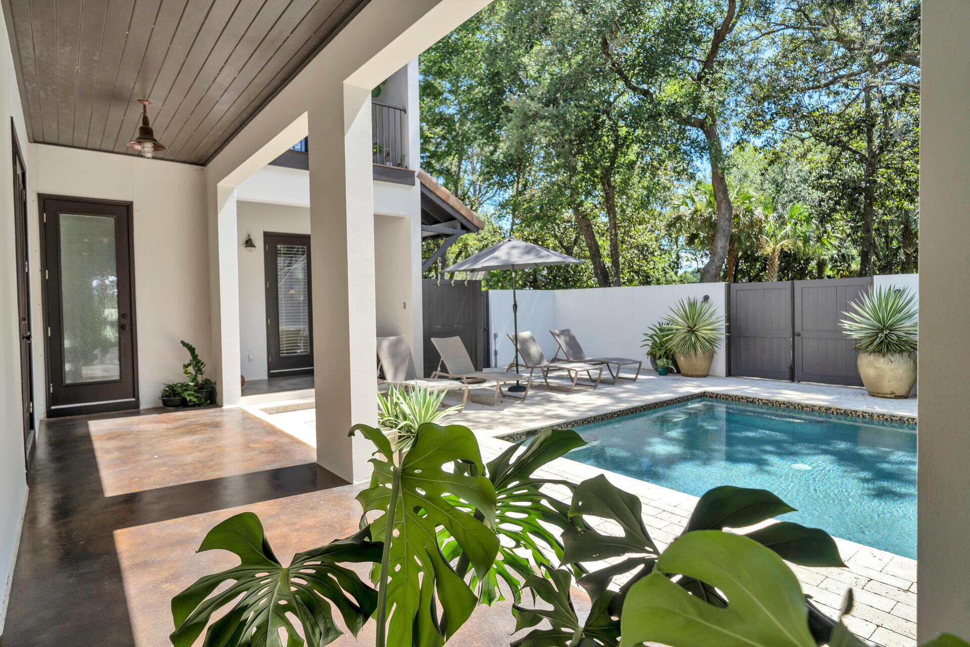 BOTANY BAYOU - Residential