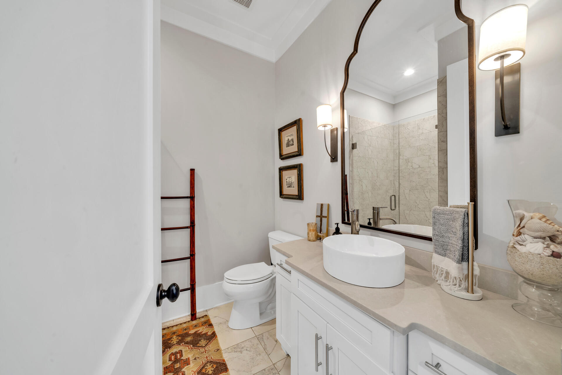 BOTANY BAYOU - Residential