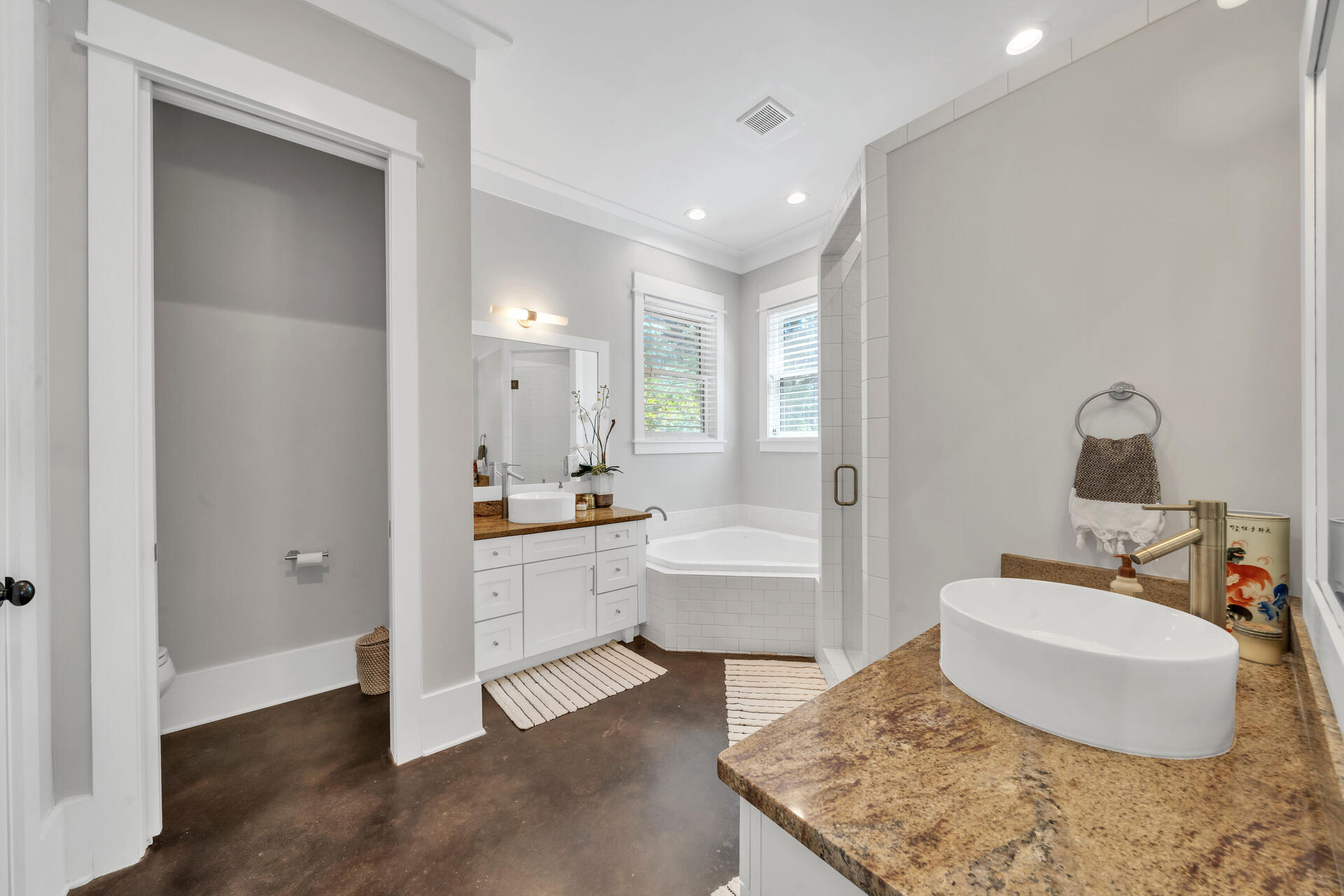 BOTANY BAYOU - Residential