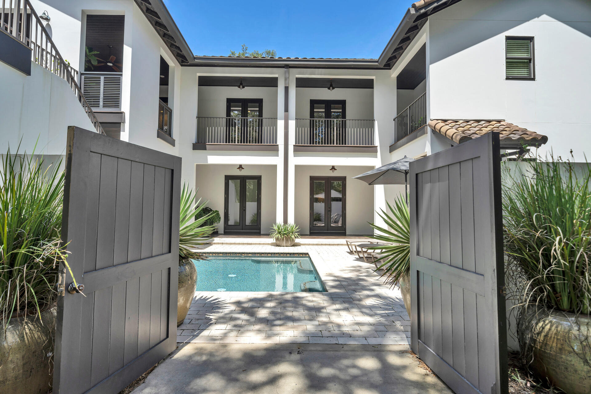 BOTANY BAYOU - Residential
