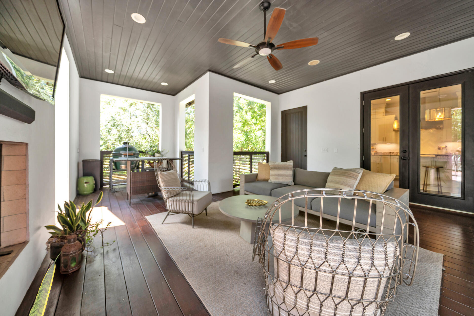 BOTANY BAYOU - Residential