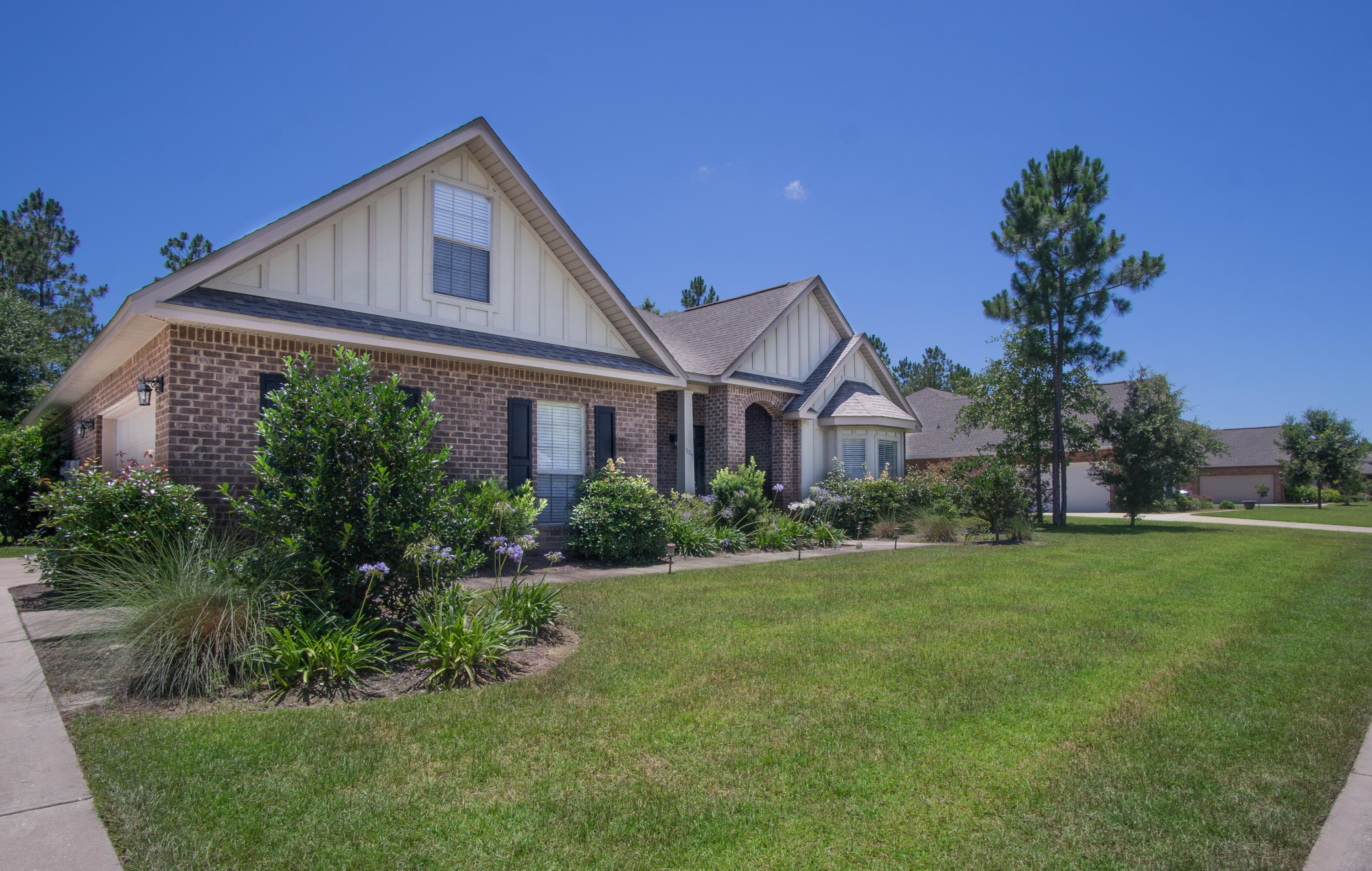 HAMMOCK BAY - Residential