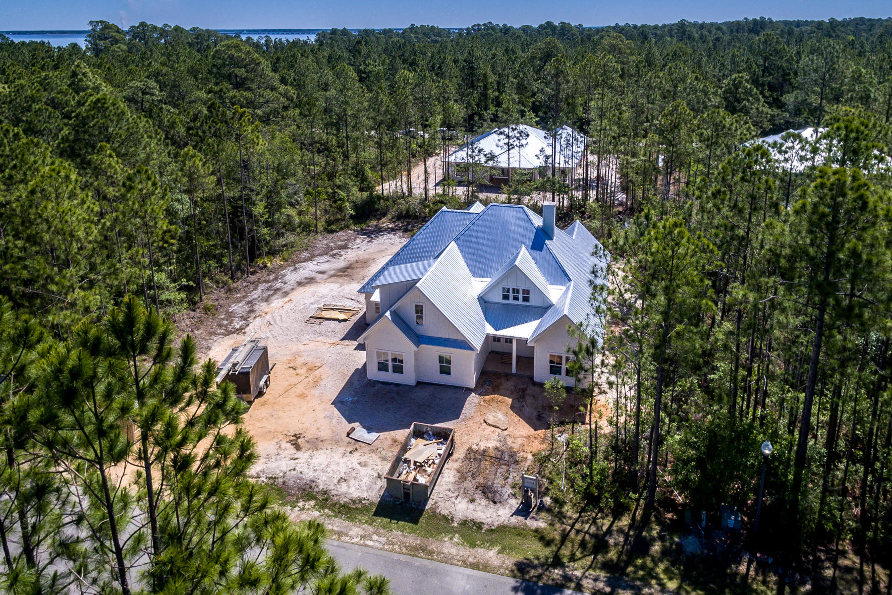 SECLUSION BAY - Land