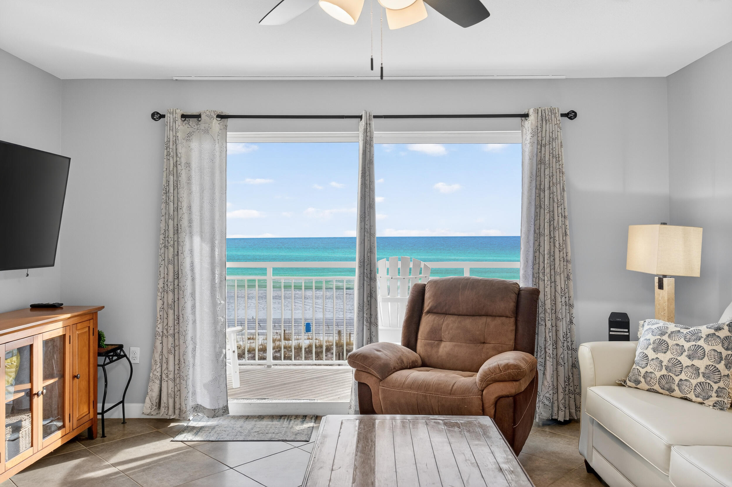 PELICAN ISLE - Residential