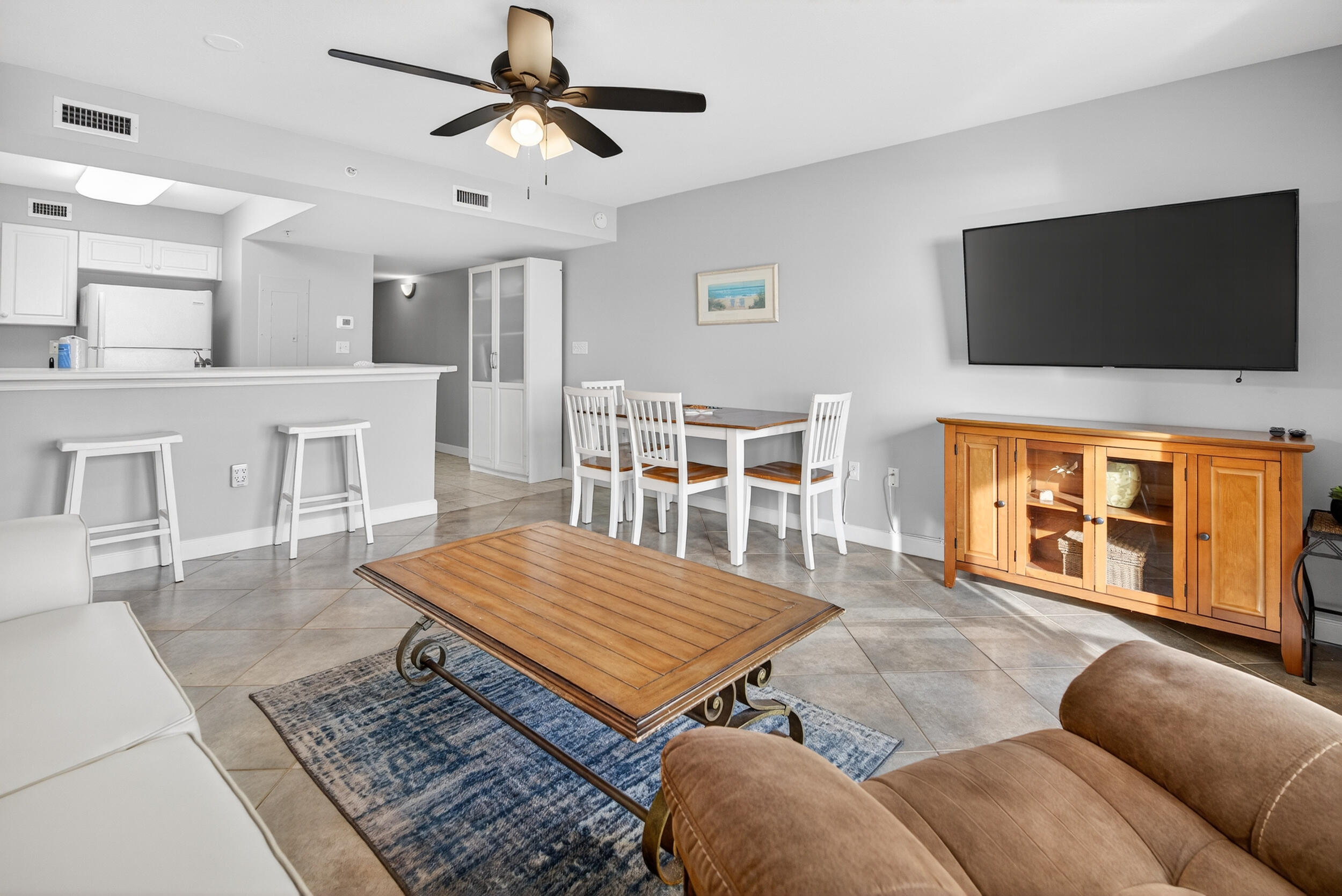 PELICAN ISLE - Residential