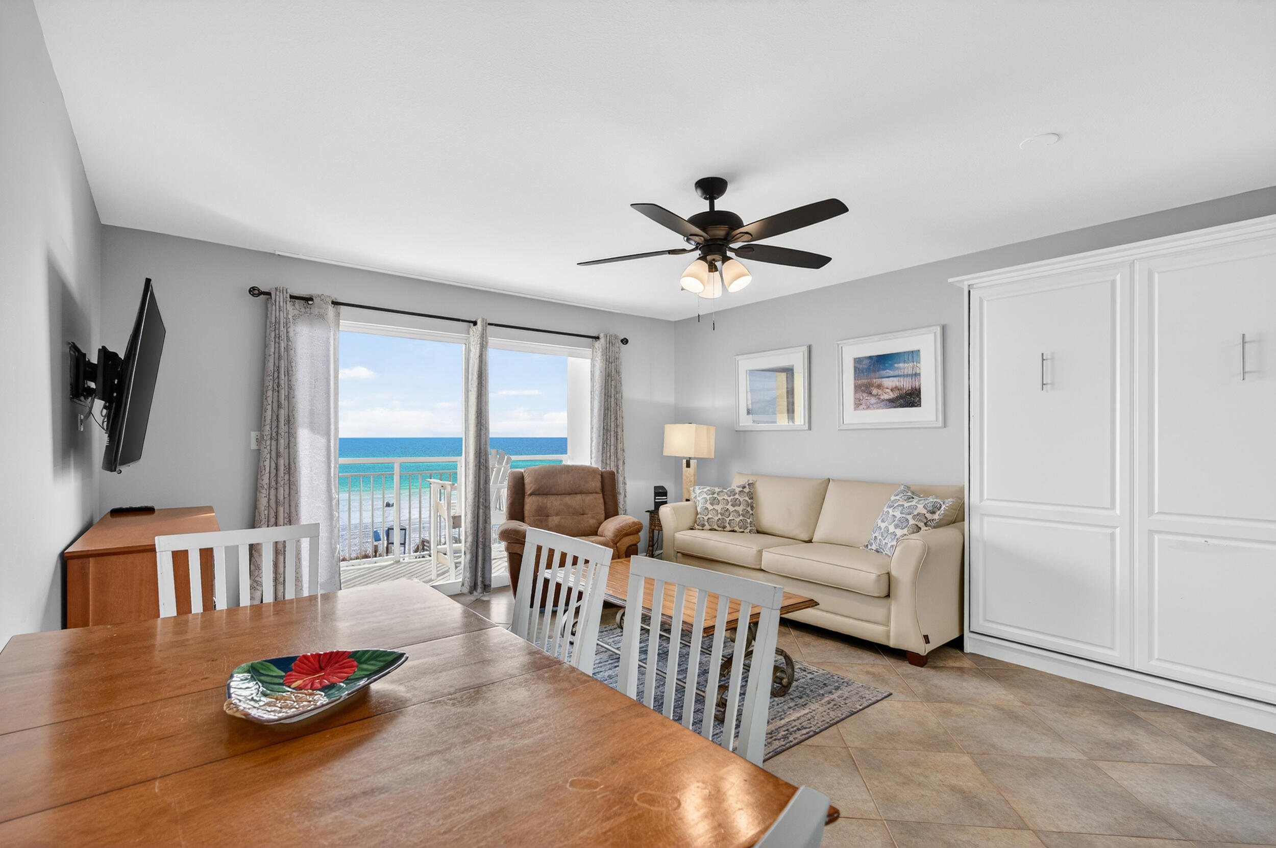 PELICAN ISLE - Residential