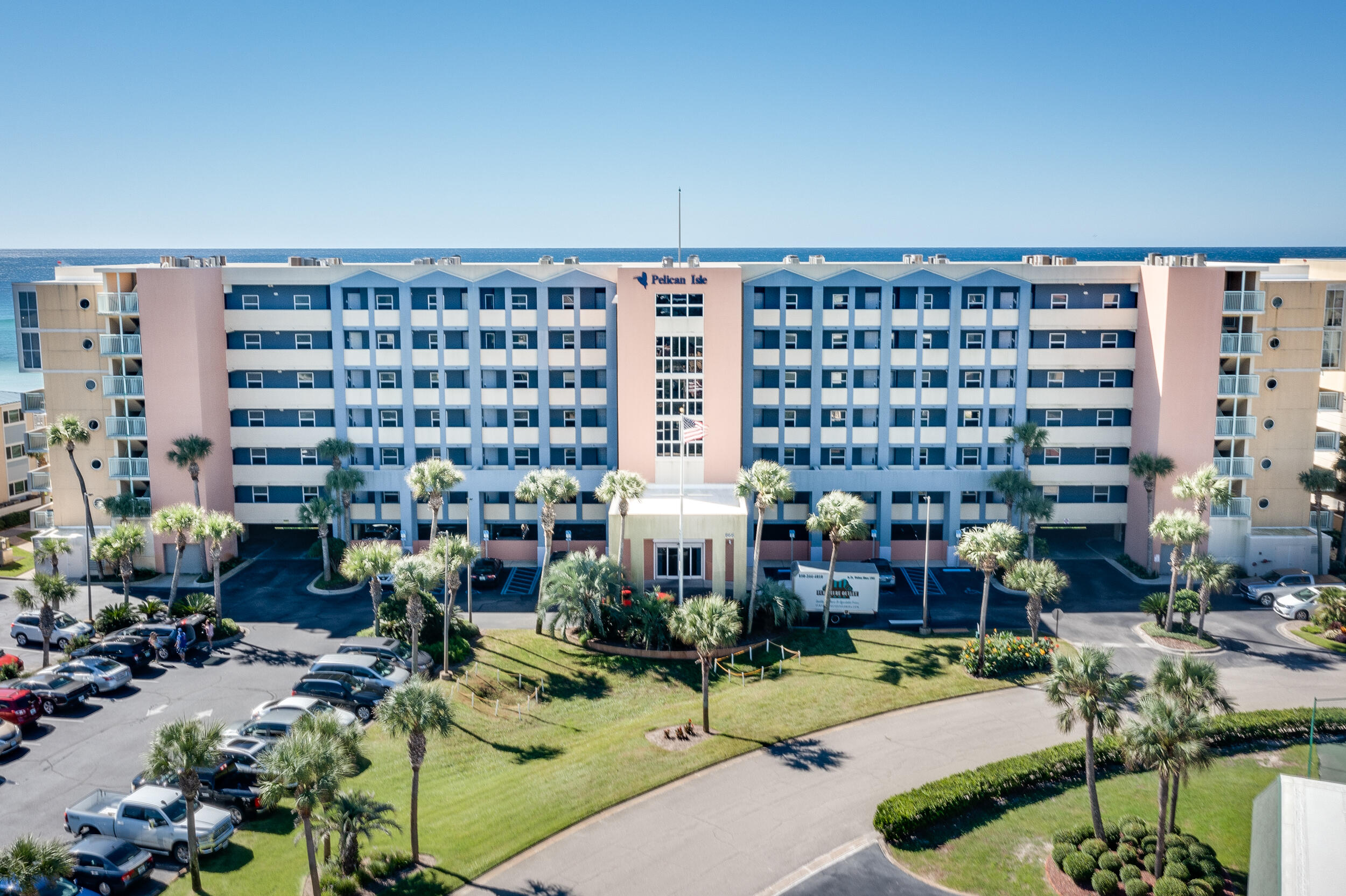 PELICAN ISLE - Residential