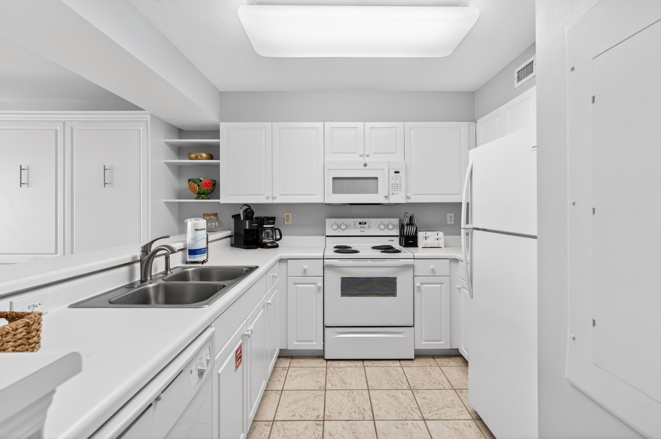 PELICAN ISLE - Residential