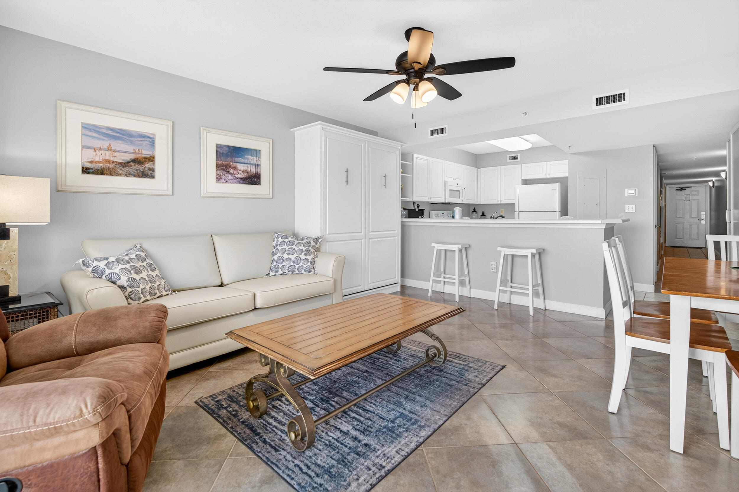 PELICAN ISLE - Residential