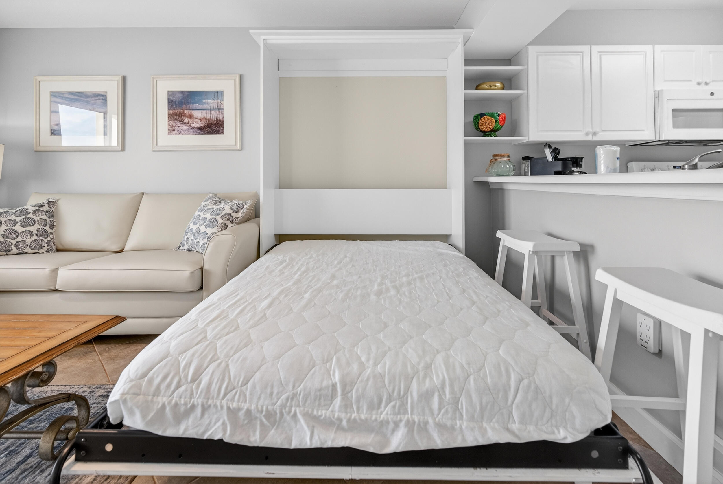 PELICAN ISLE - Residential