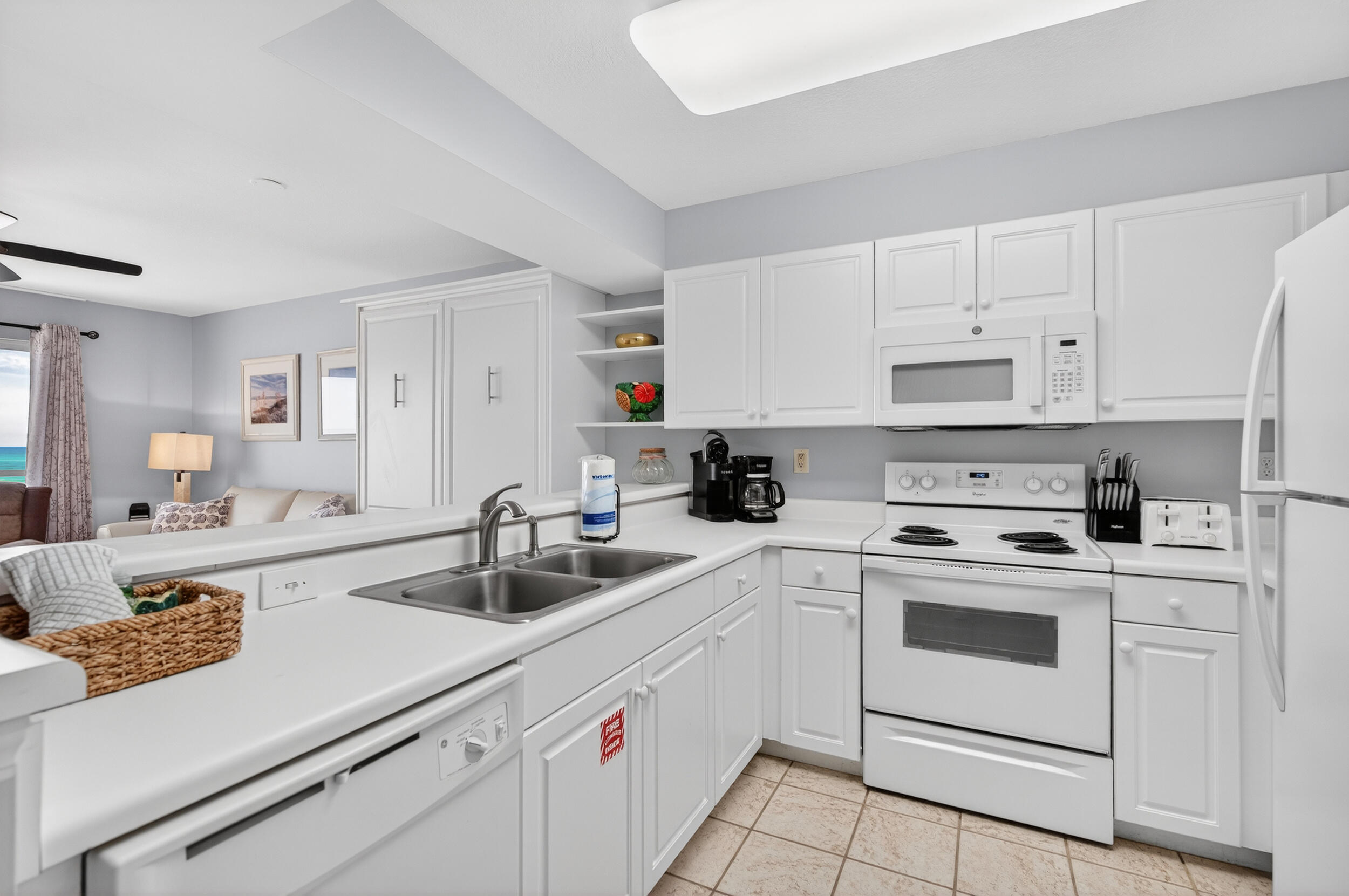 PELICAN ISLE - Residential