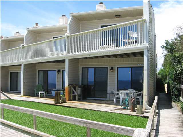 SILVER SANDS UNIT 1 - Residential