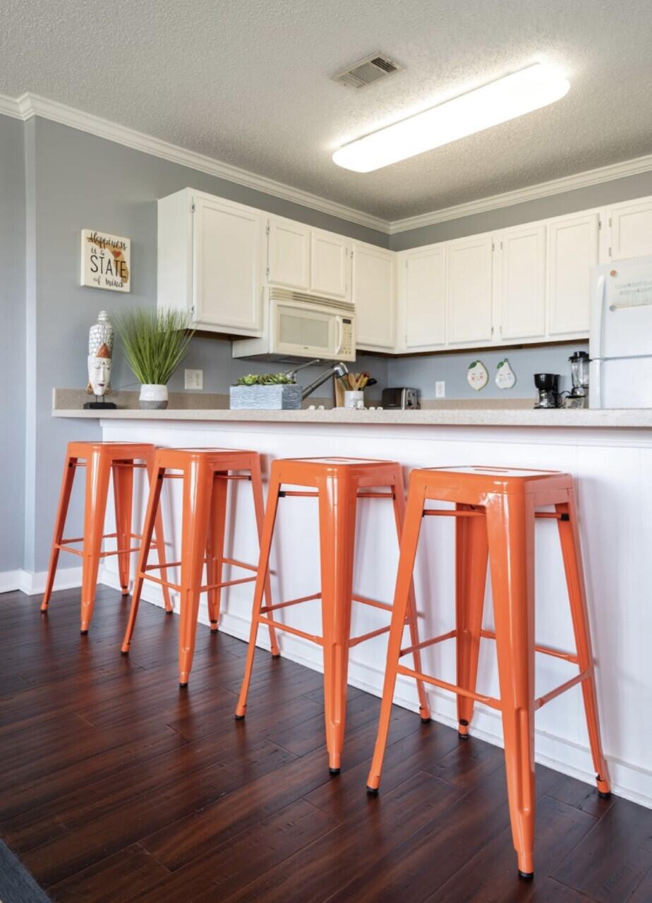 ISLAND HOME CONDO - Residential