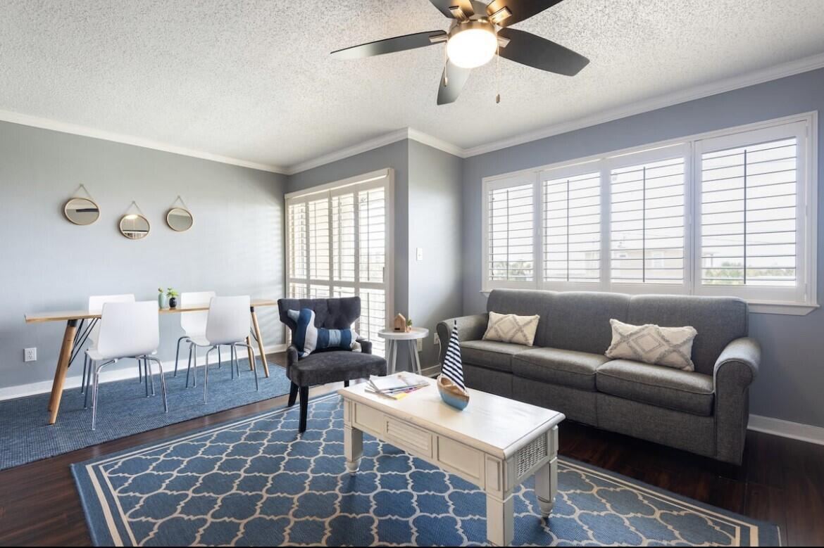 ISLAND HOME CONDO - Residential