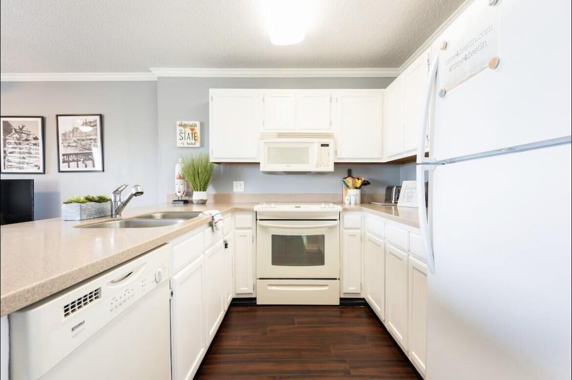 ISLAND HOME CONDO - Residential