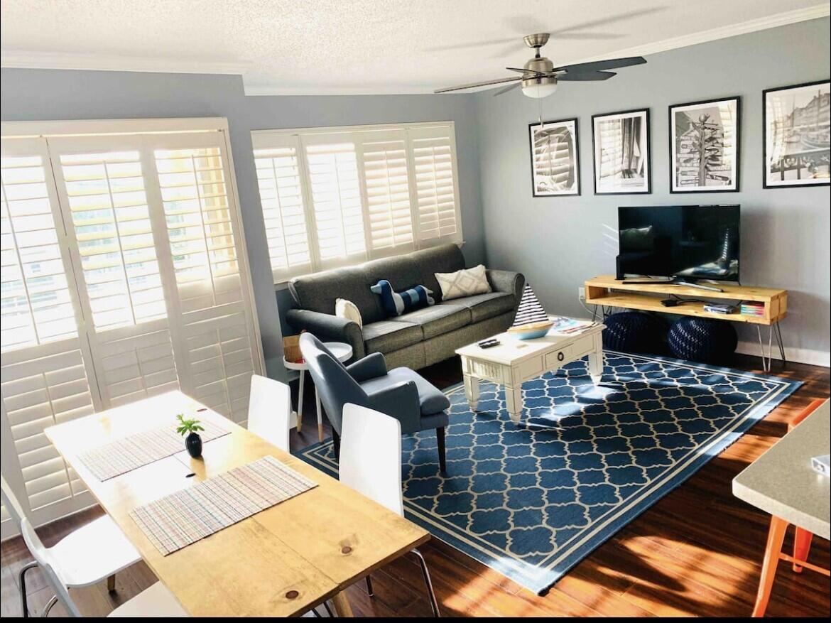 ISLAND HOME CONDO - Residential