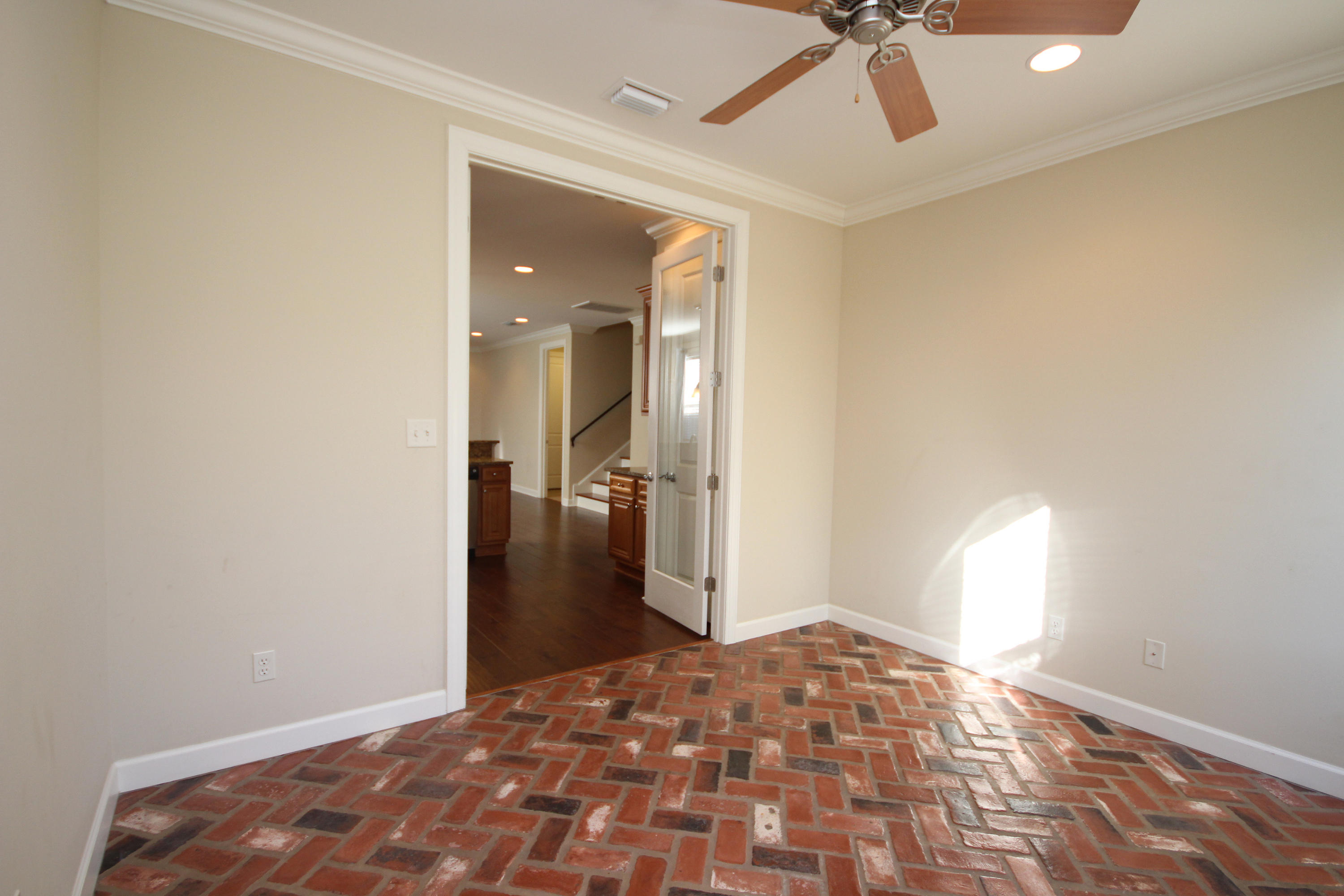 MARINA LANDING - Residential