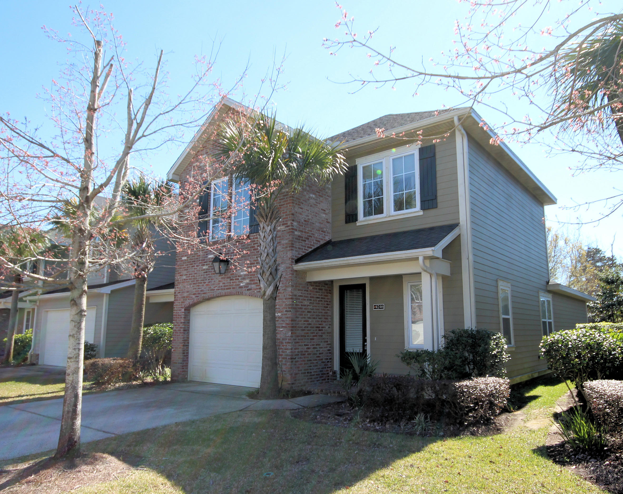 MARINA LANDING - Residential