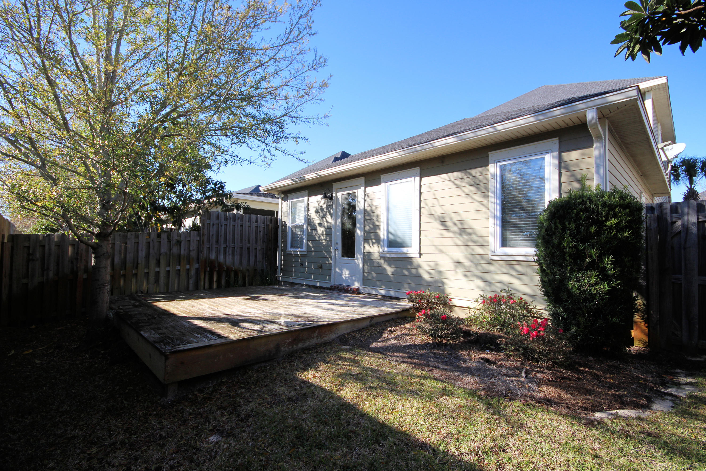 MARINA LANDING - Residential