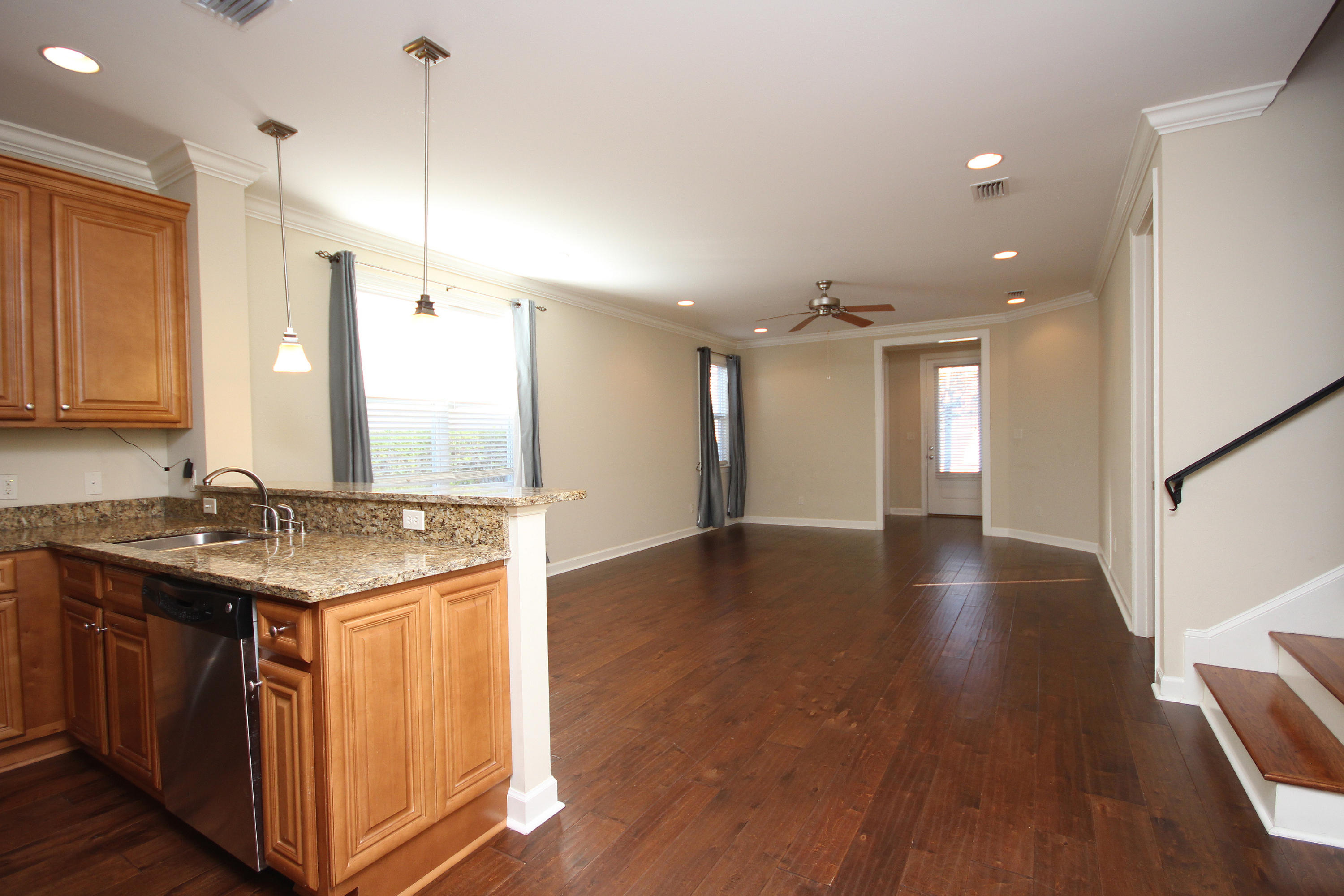 MARINA LANDING - Residential