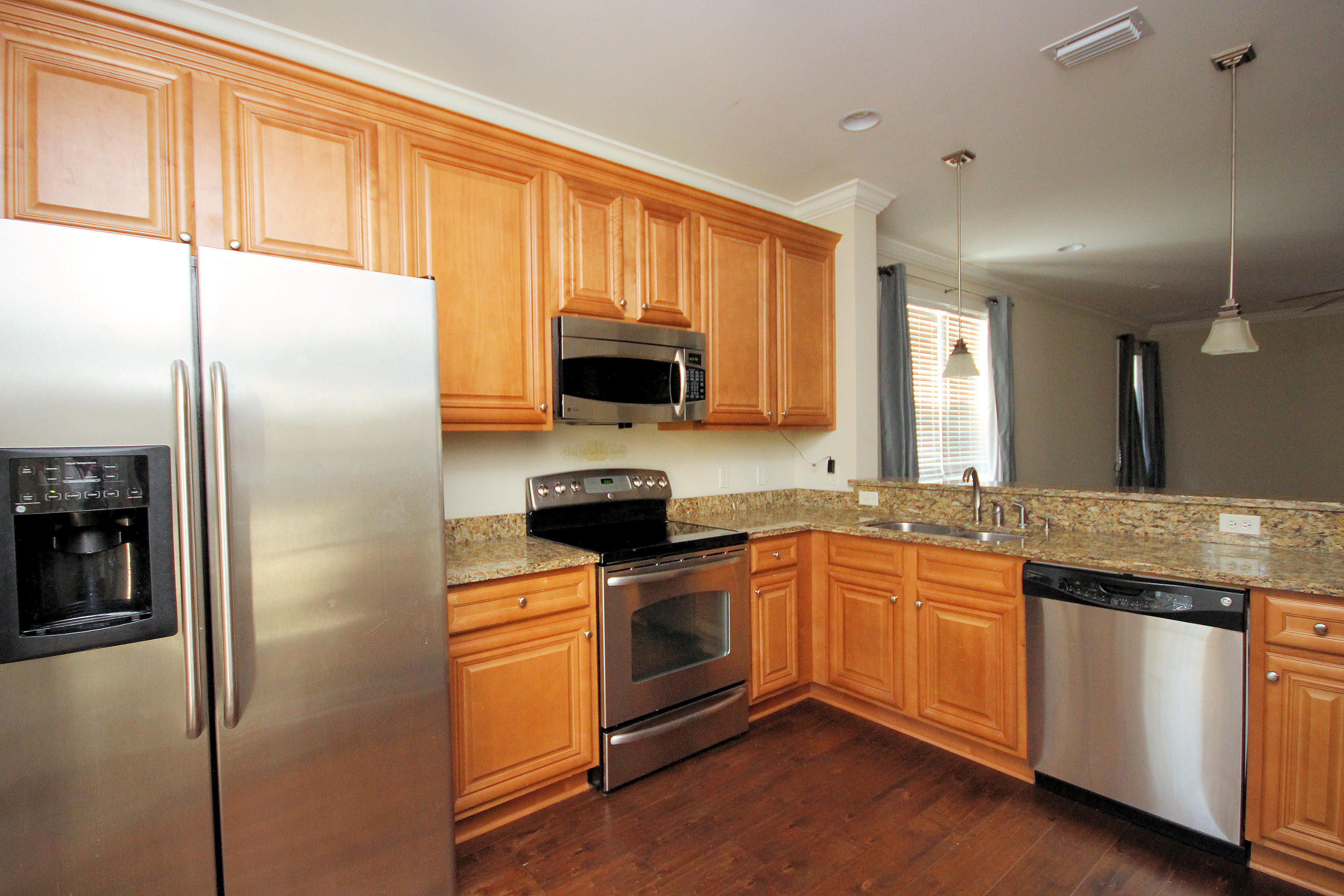 MARINA LANDING - Residential