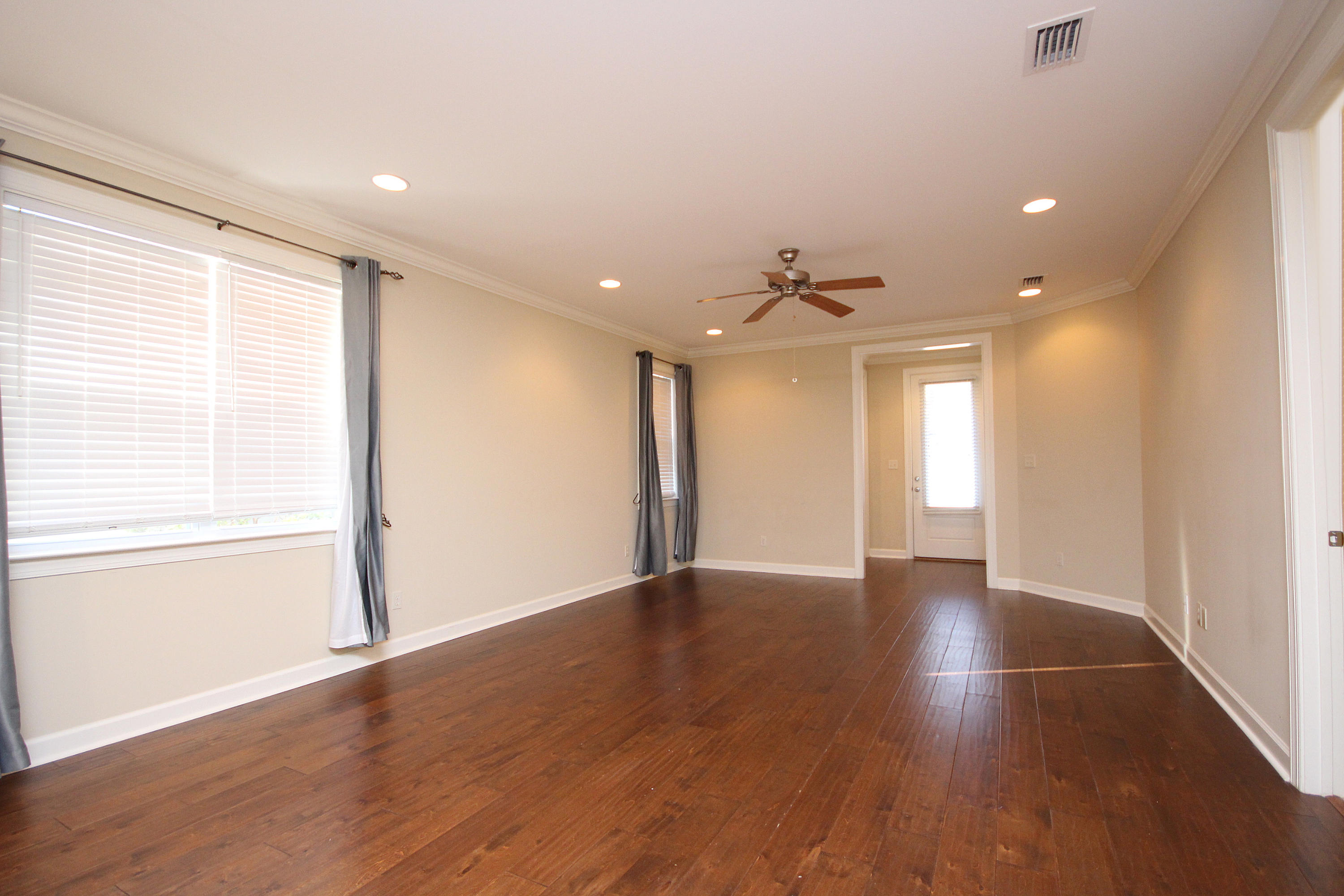 MARINA LANDING - Residential