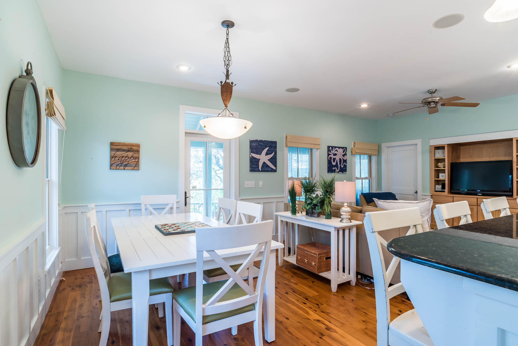 MAGNOLIA COTTAGES BY THE SEA - Residential