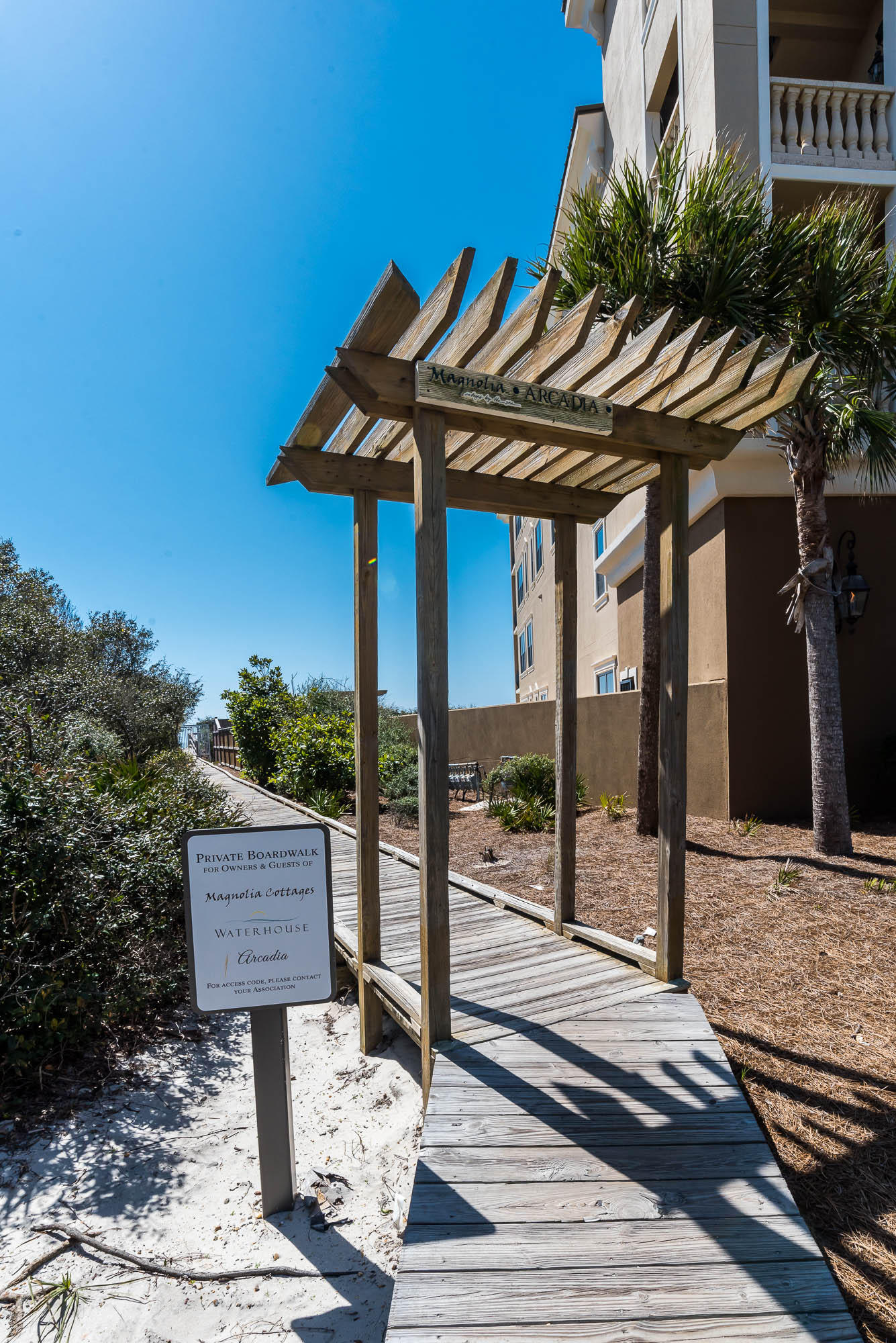 MAGNOLIA COTTAGES BY THE SEA - Residential