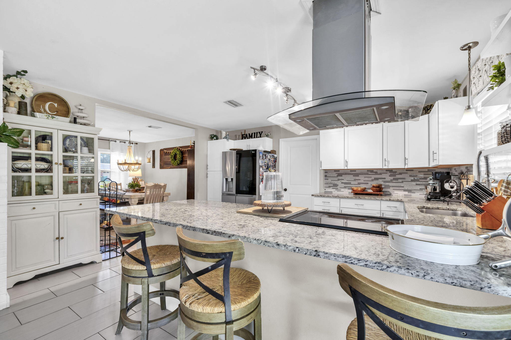 BAYOU POQUITO - Residential