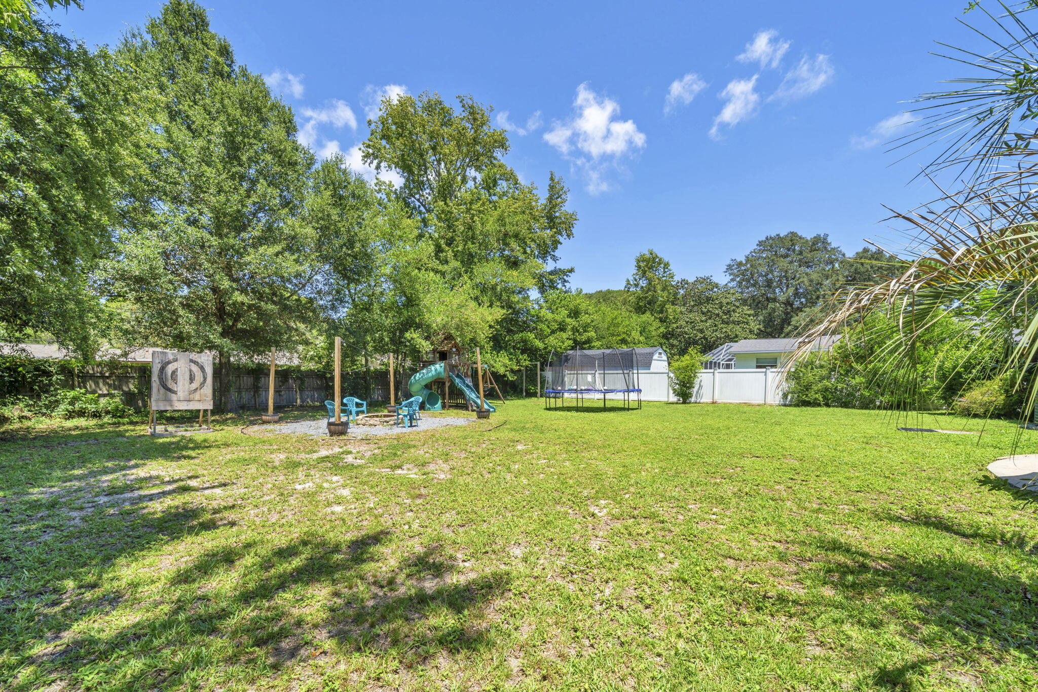 BAYOU POQUITO - Residential