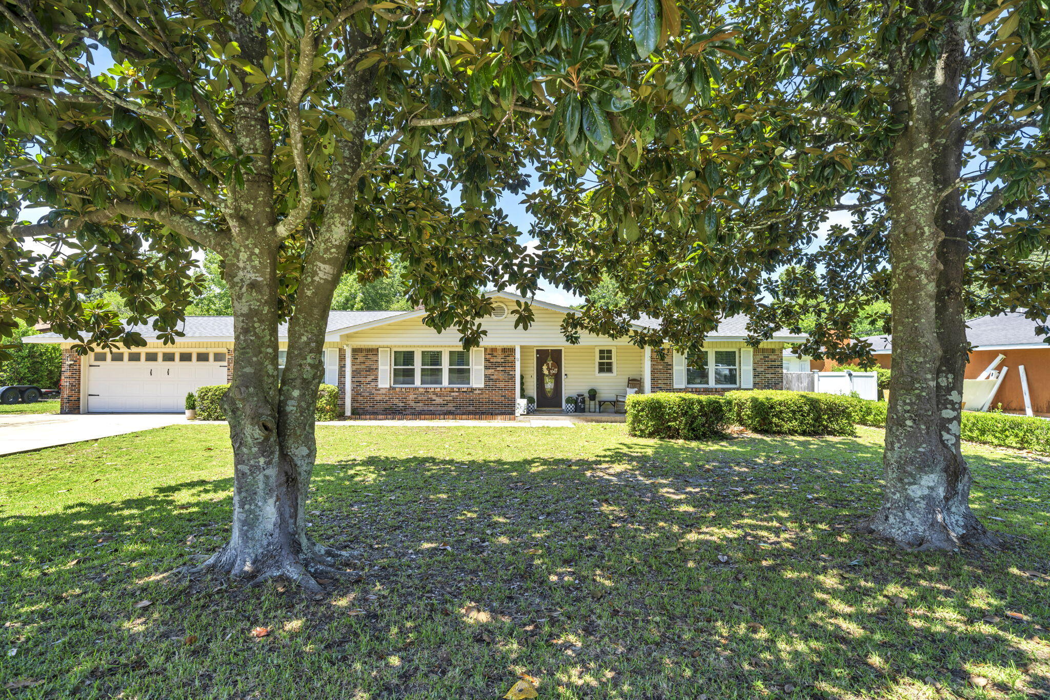 BAYOU POQUITO - Residential