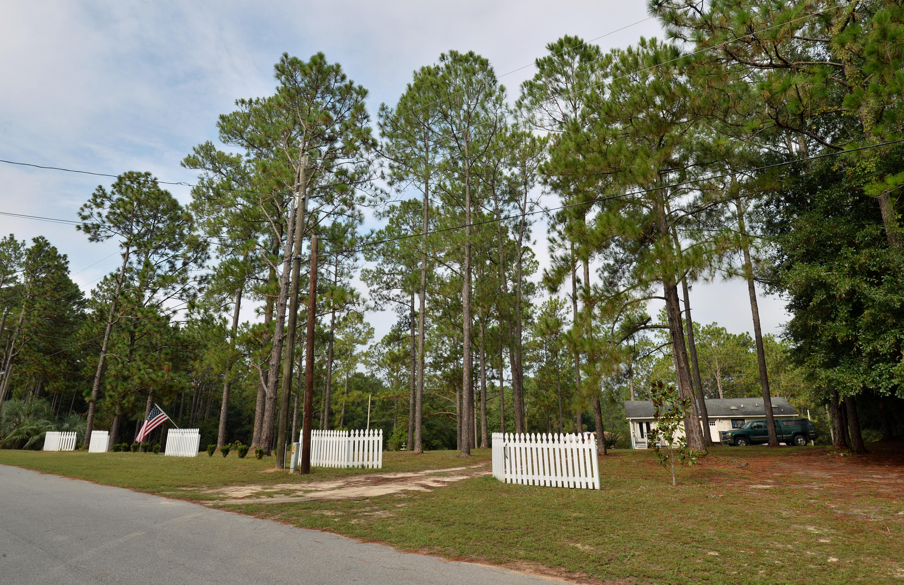 NO RECORDED SUBDIVISION - Residential