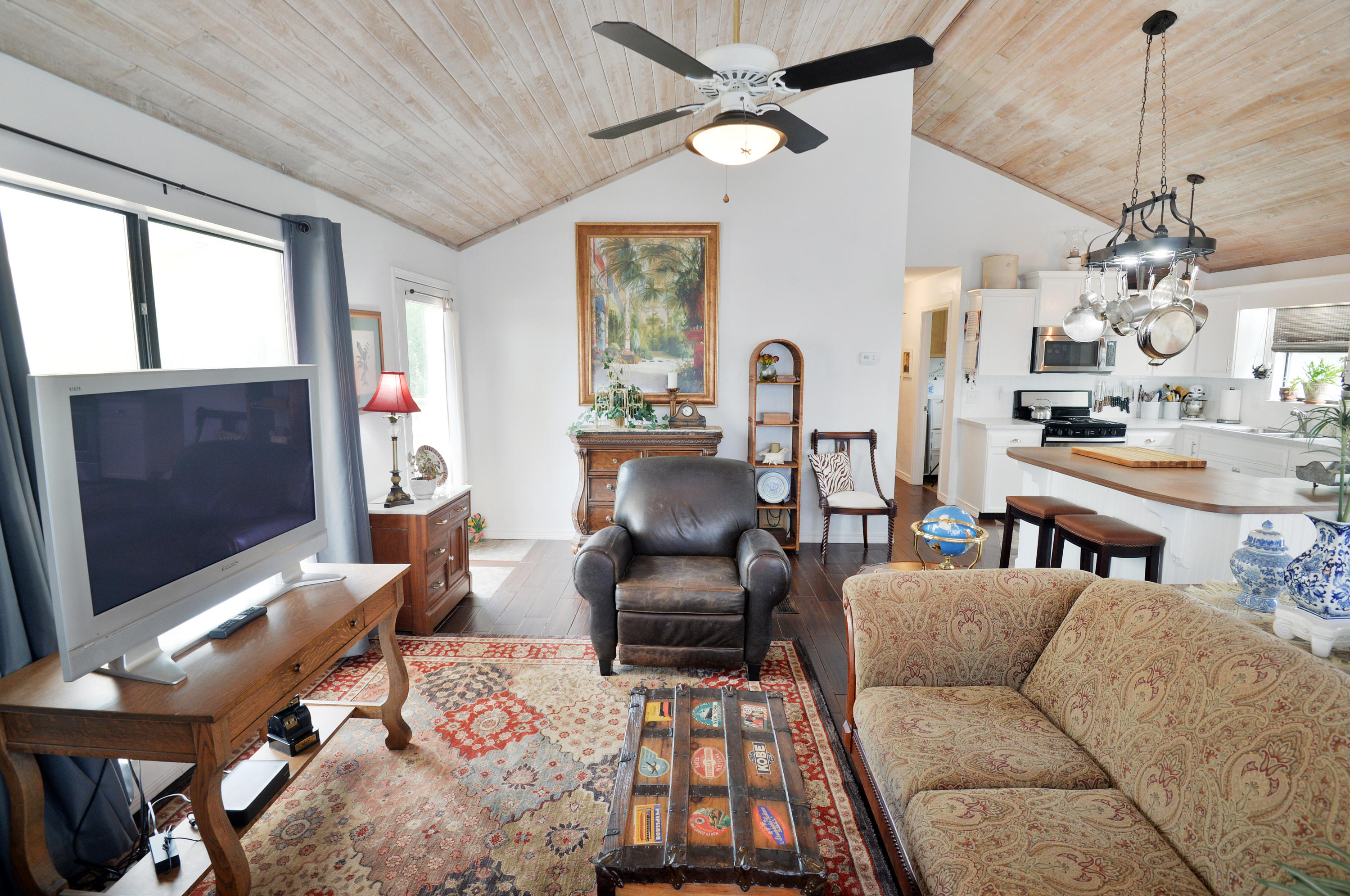 NO RECORDED SUBDIVISION - Residential