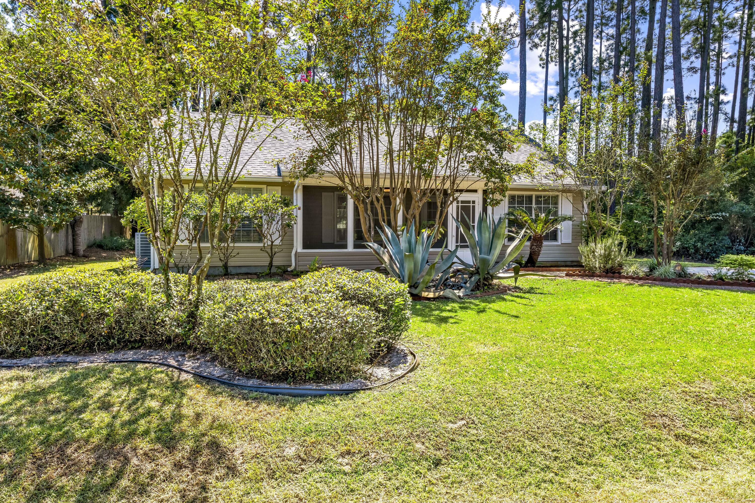 ELIZABETH FARMS 4TH ADDN UNREC - Residential
