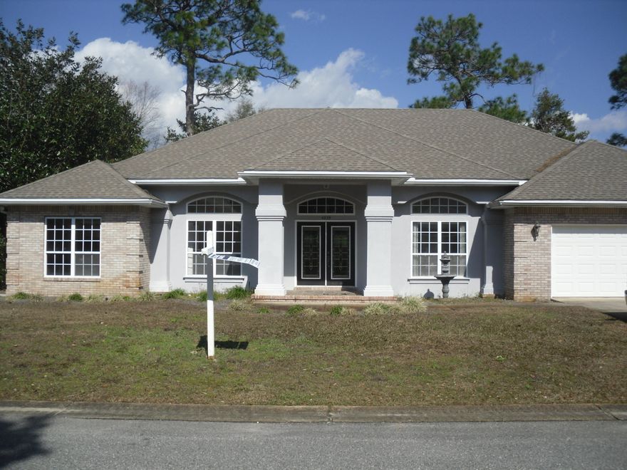 Don't miss your opportunity to own a rare 5 bedroom, 3 full bath home in the gated Bluewater Bay community of Magnolia Plantation. Home has a spacious open floor plan with split bedrooms and sits on a large lot with plenty of room for a pool. Home has beautiful marble and granite flooring and granite counters in the kitchen. You will love the eat in kitchen, formal dining room and large Florida Room. The master suite has a fireplace,large walk in shower, garden tub and a huge walk in closet. Call today for your viewing appointment and don't miss this rare opportunity in Magnolia Plantation.