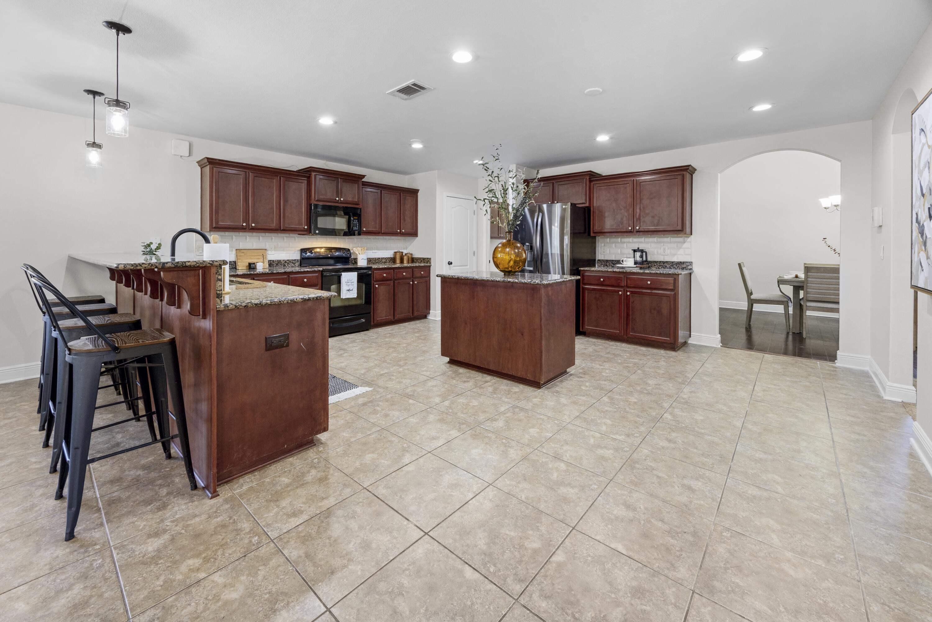 SILVER CREEK ESTATES - Residential