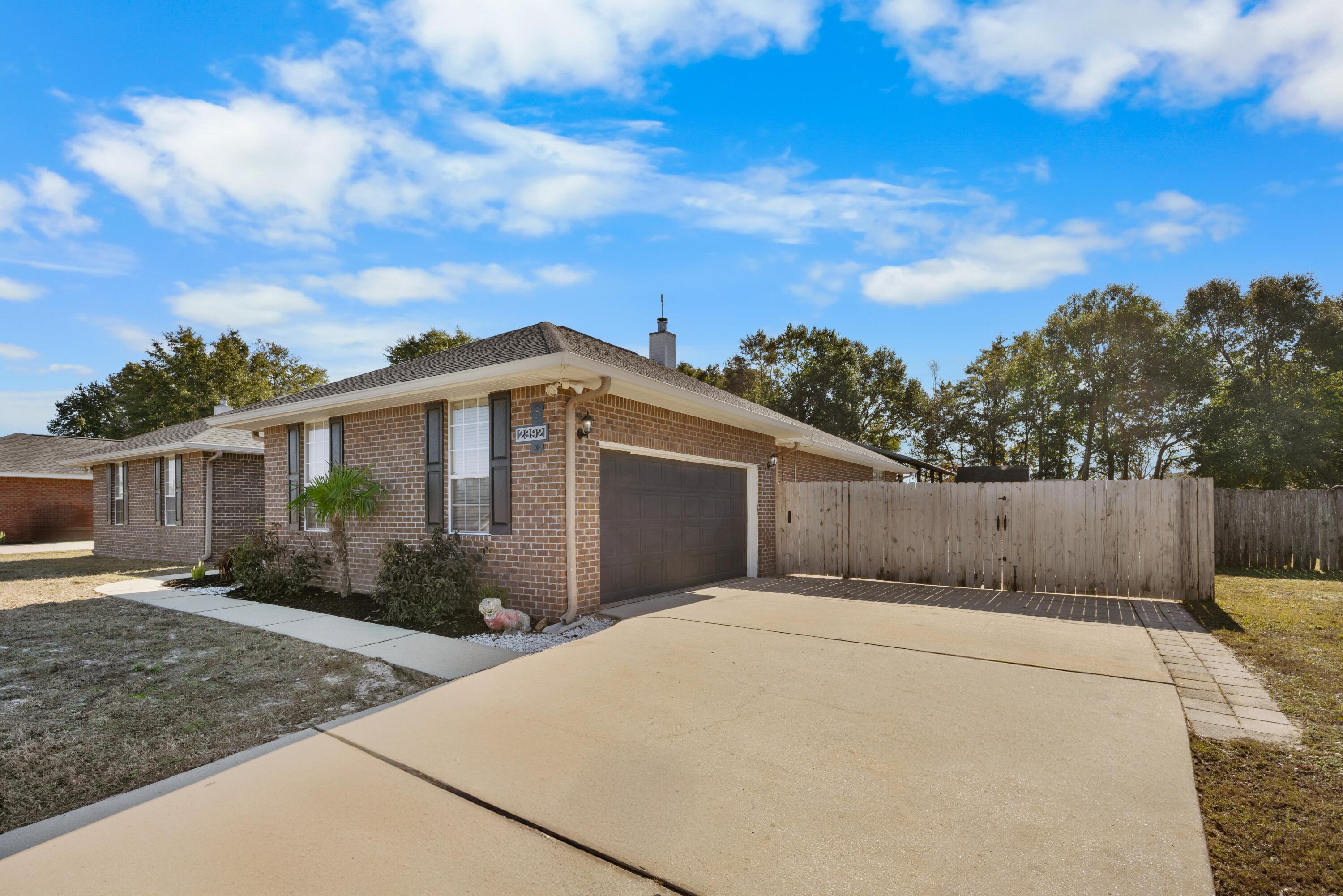 SILVER CREEK ESTATES - Residential