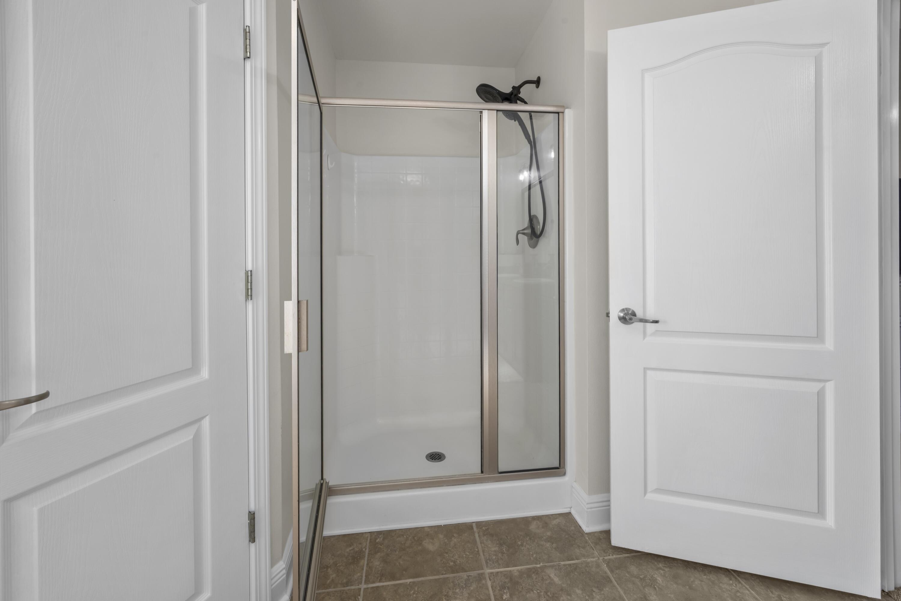 SILVER CREEK ESTATES - Residential