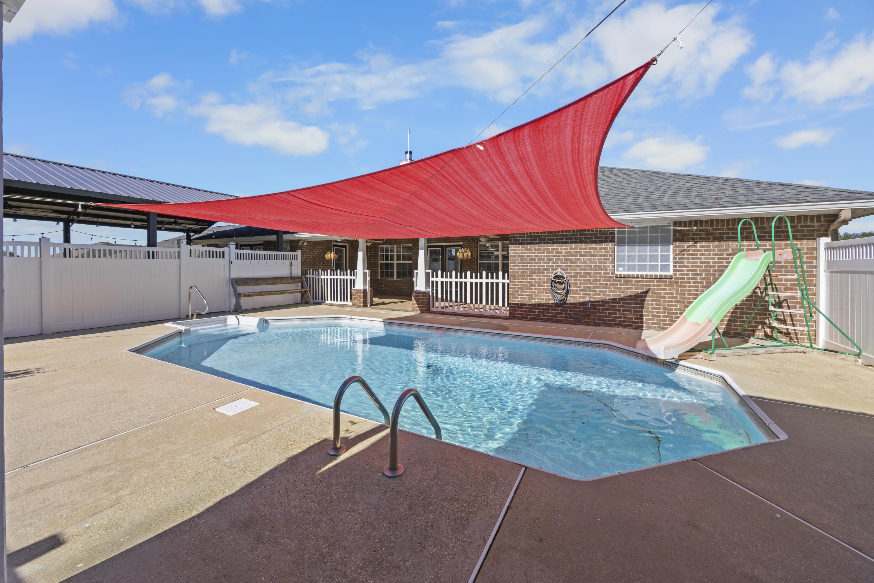 SILVER CREEK ESTATES - Residential