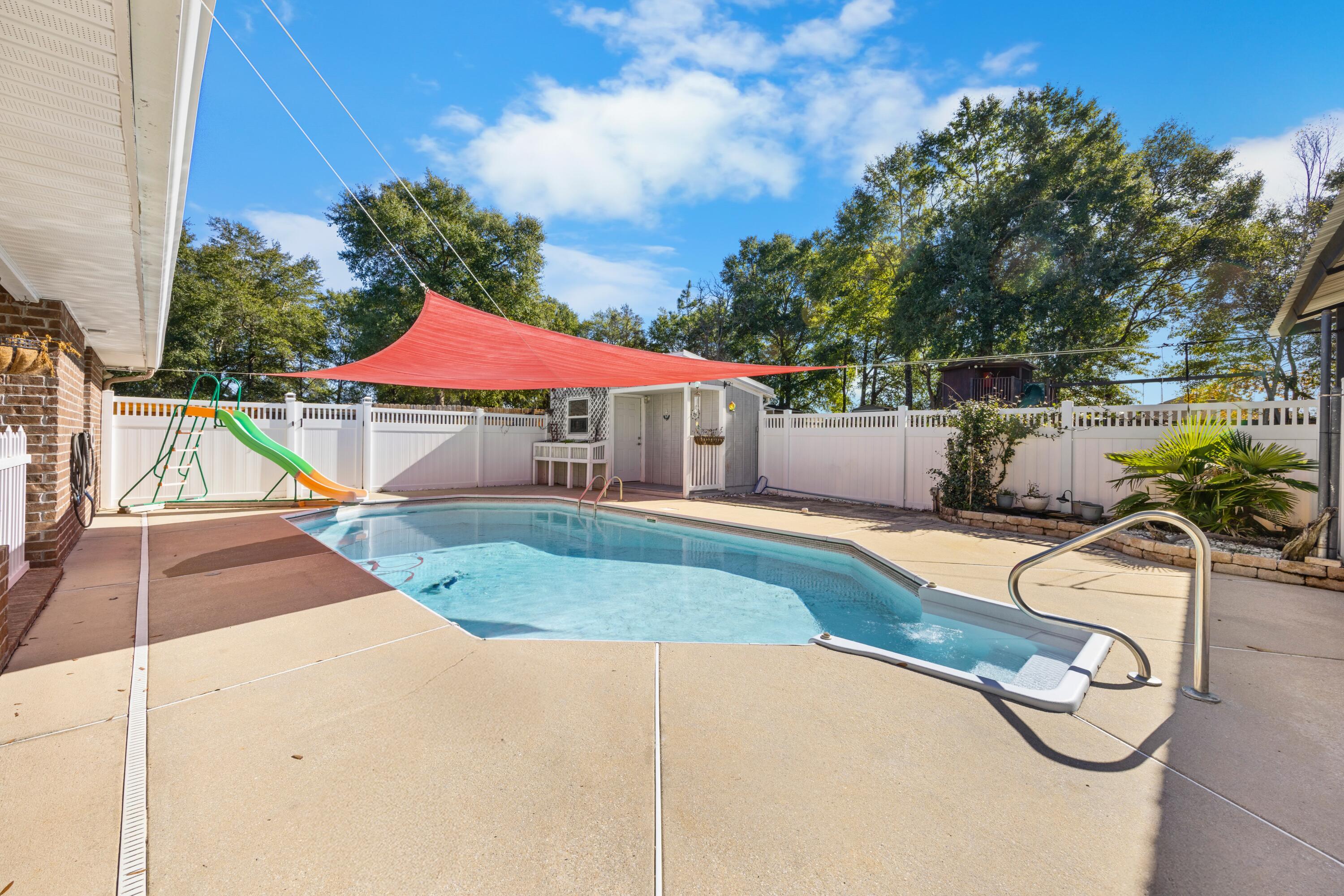 SILVER CREEK ESTATES - Residential