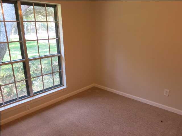 METES & BOUNDS - Residential Lease