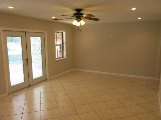 METES & BOUNDS - Residential Lease