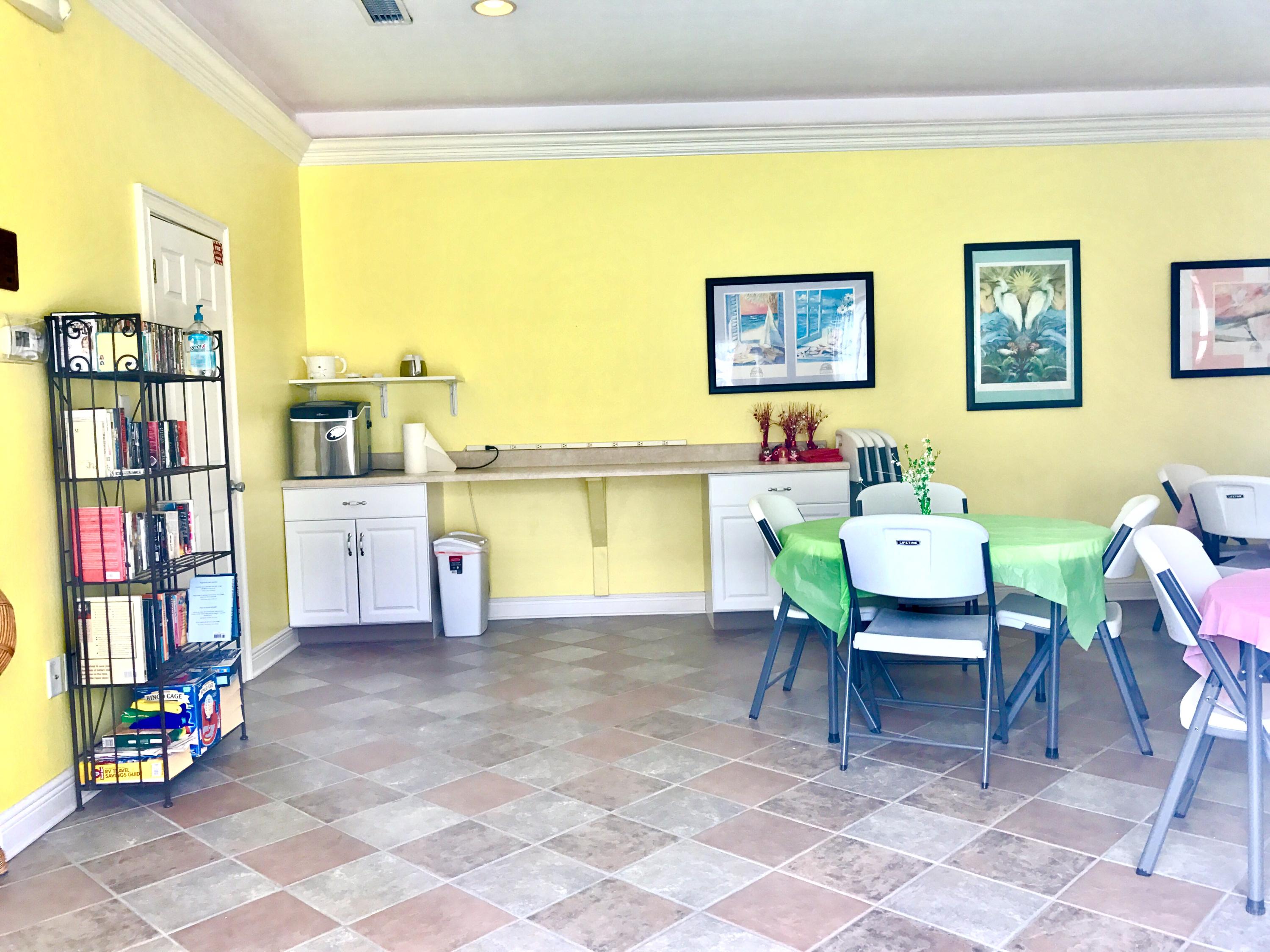 Destin Village Rv Resort - Residential