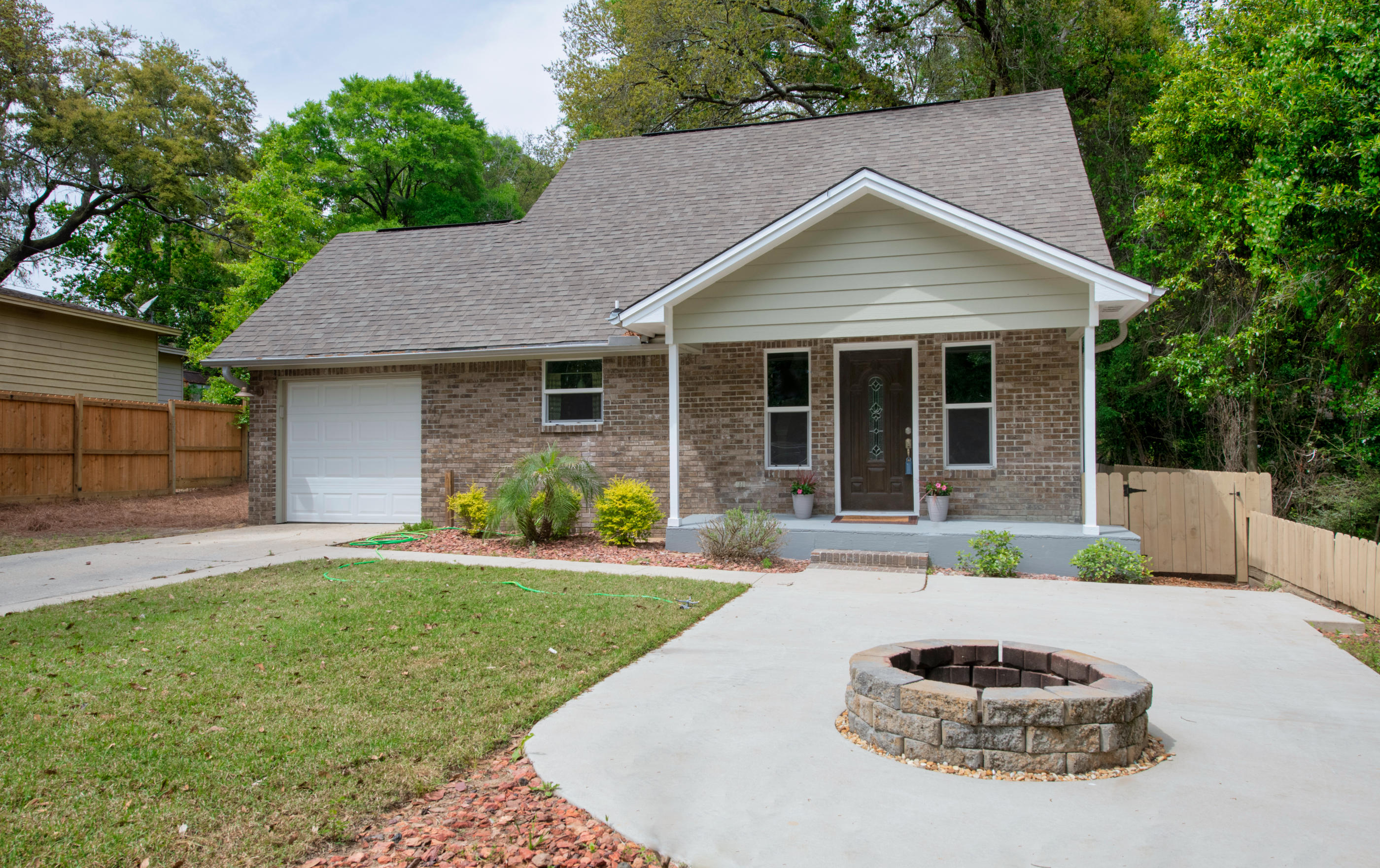 HELMS & ALLEN S/D - Residential