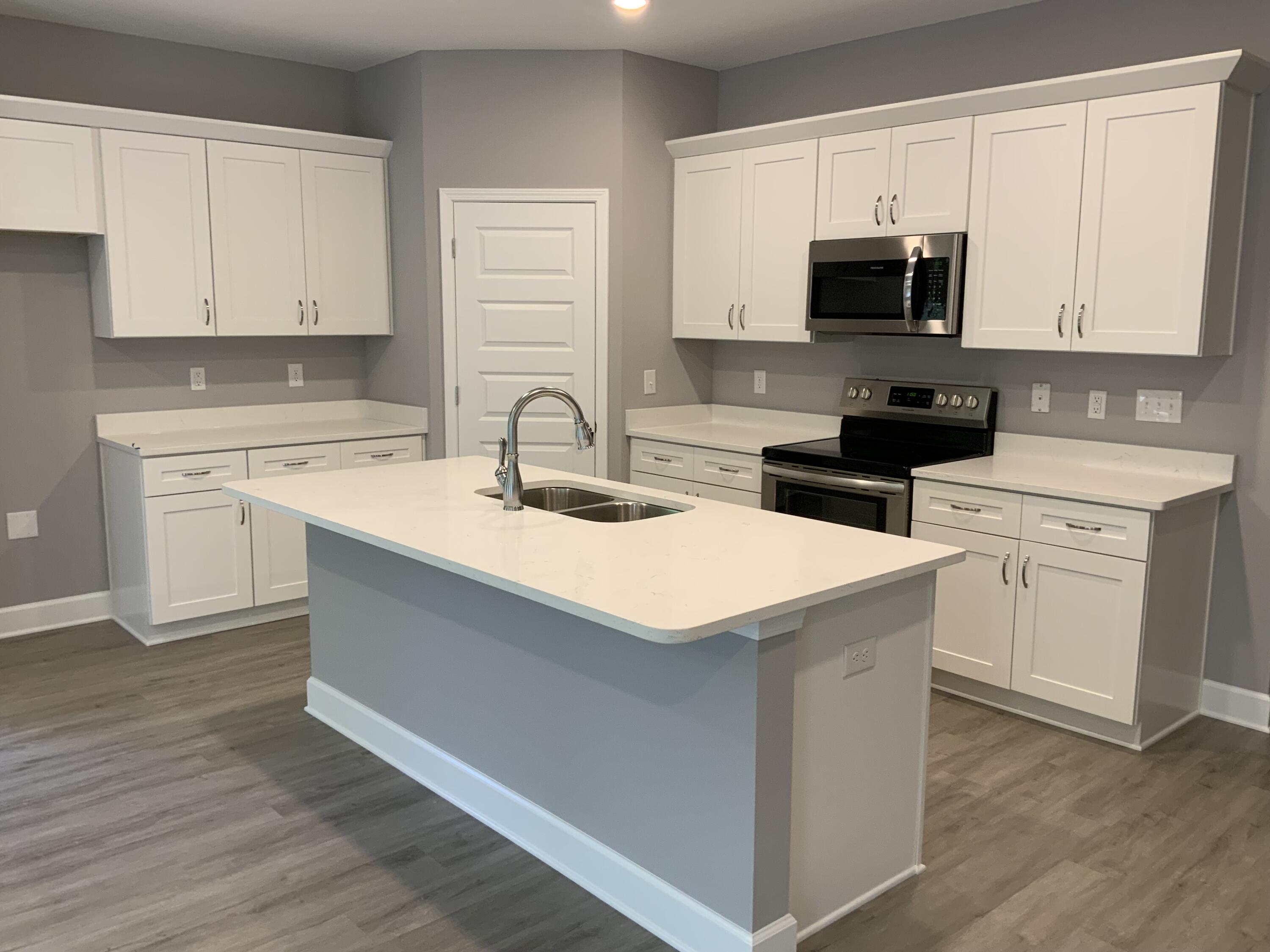 GRANDVIEW HEIGHTS - Residential